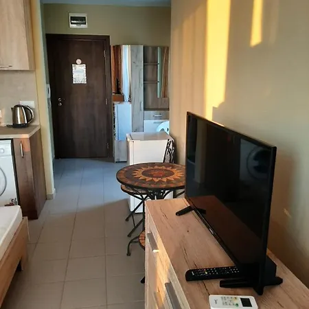 Admiral Plaza Premium Lägenhet Slăntjev Brjag
